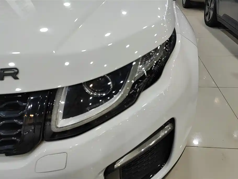 Land Rover Range Rover Evoque 2018 240PS SE Smart Edition фото 5