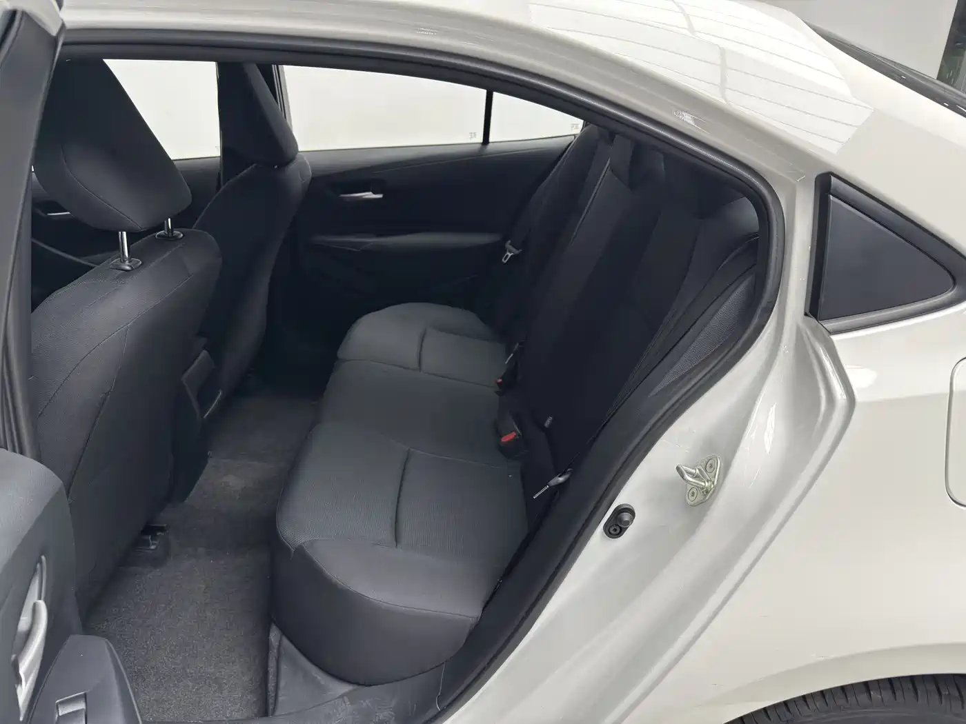 Toyota Corolla 2024 Model 1.2T Pioneer Edition фото 9