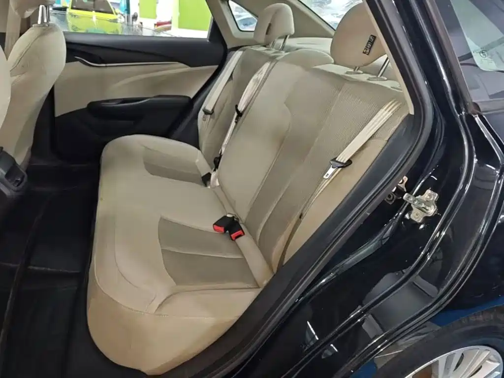 Фото 17 - Buick Excelle