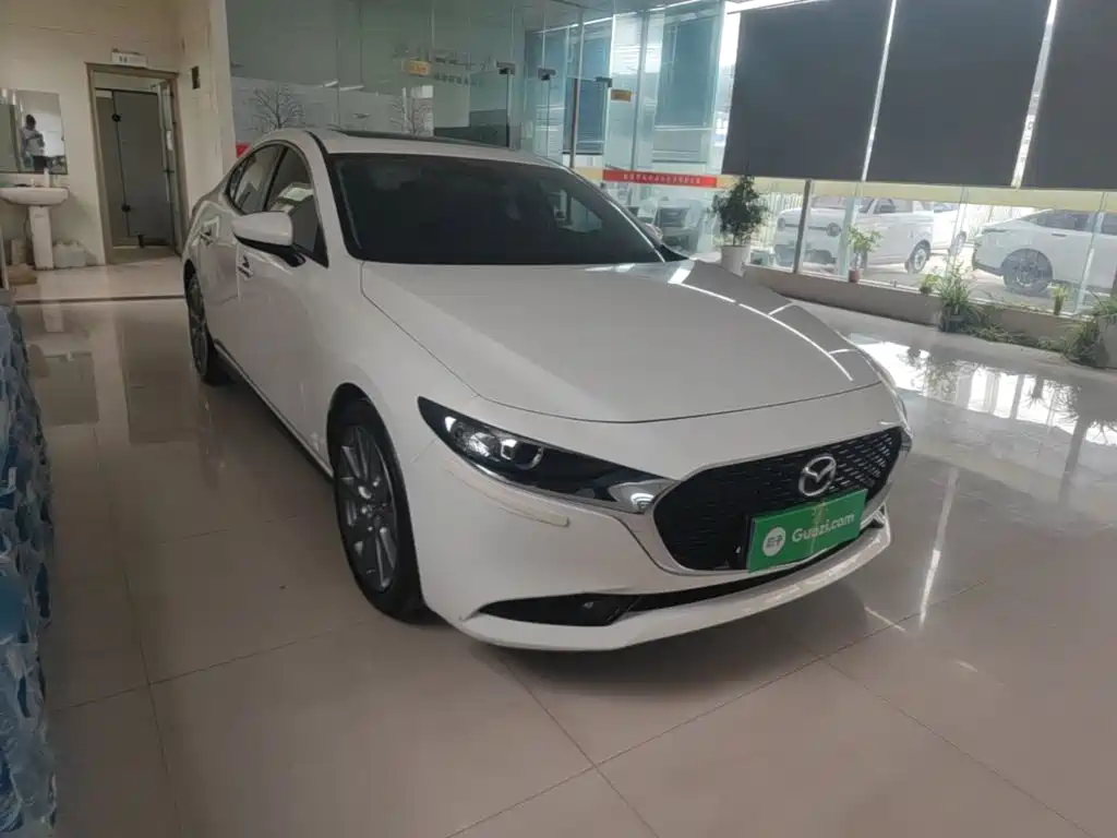 Mazda Mazda 3 2025 2023 2.0L Auto Zhixuan