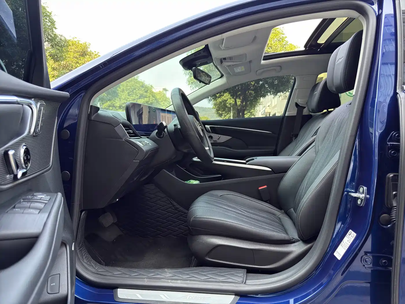 Фото 3 - Buick LaCrosse