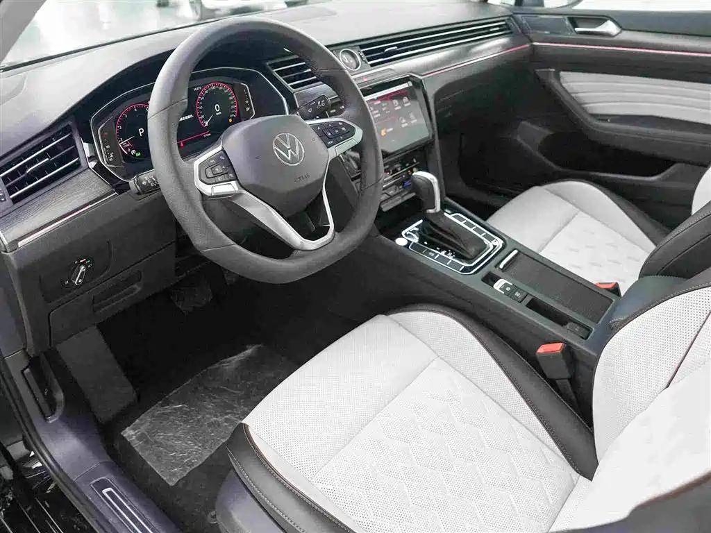 Volkswagen Magotan 2026 2026 Model 30 Million Special Selection 380TSI DSG Luxury