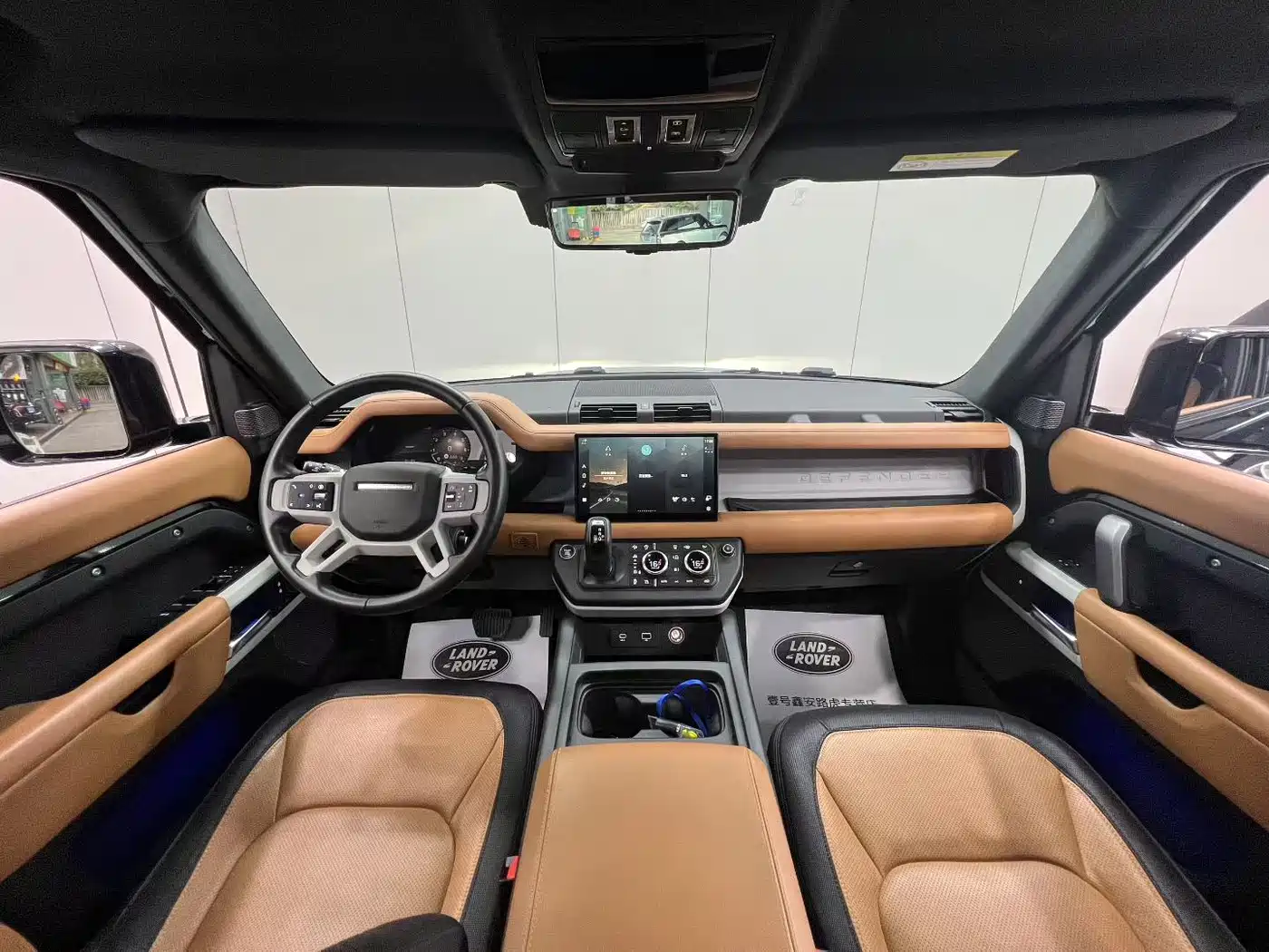 Land Rover Defender 2024 110 3.0T P400 X-DYNAMIC HSE фото 6