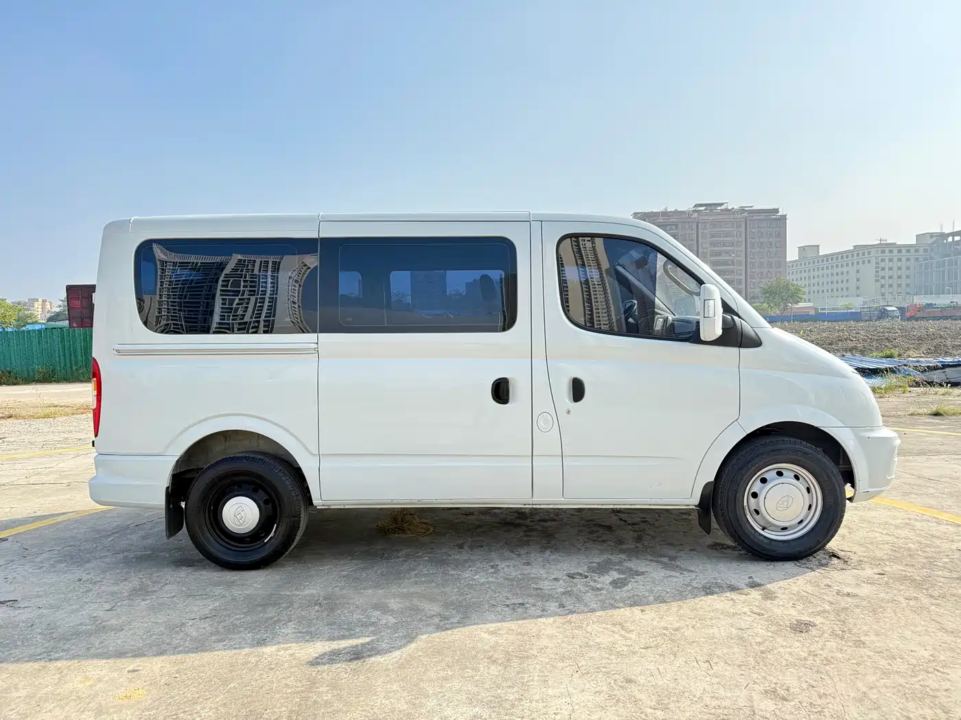 SAIC MAXUS XINTU V80