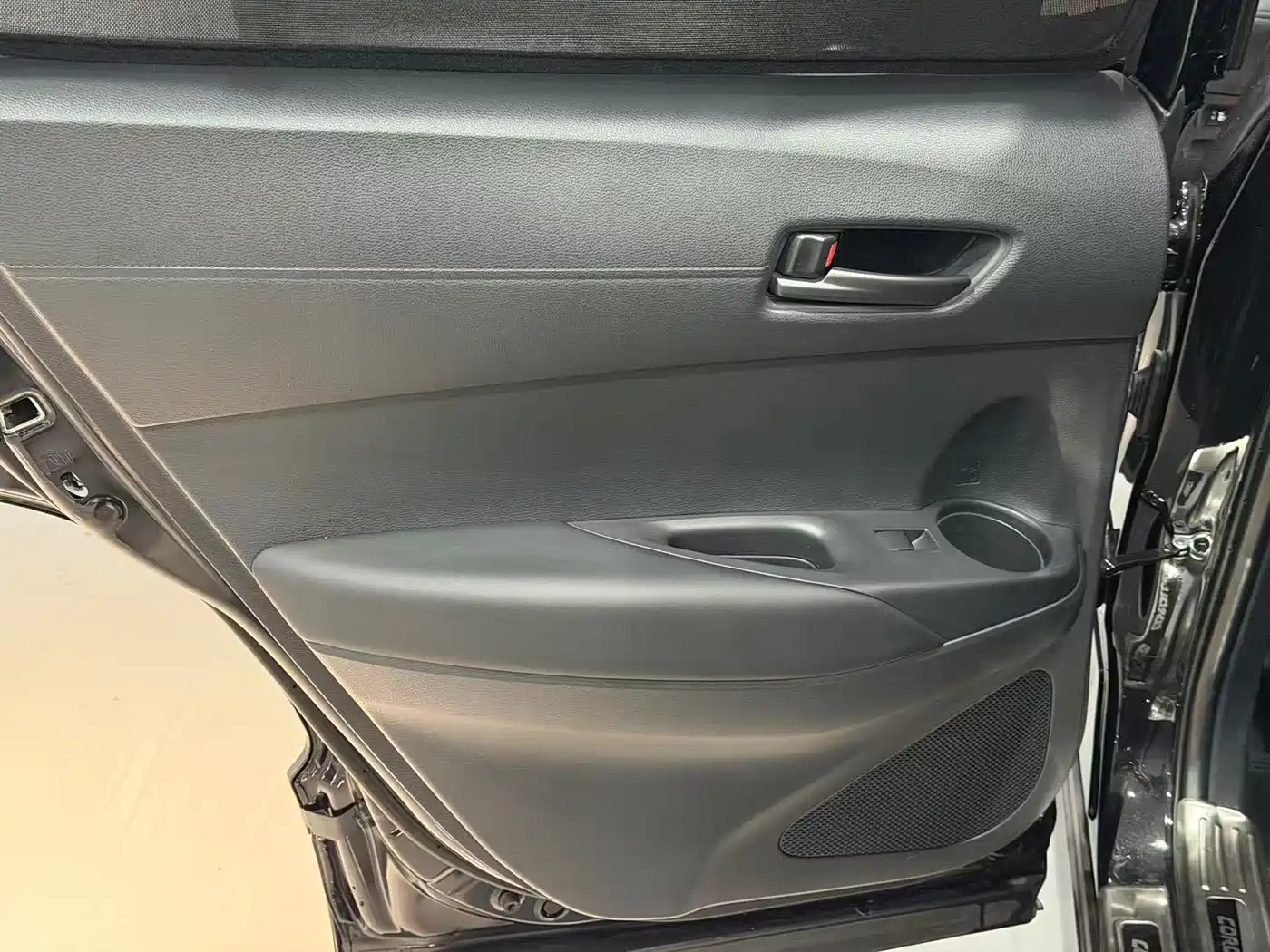 TOYOTA COROLLA SHARP AMPLIFIER