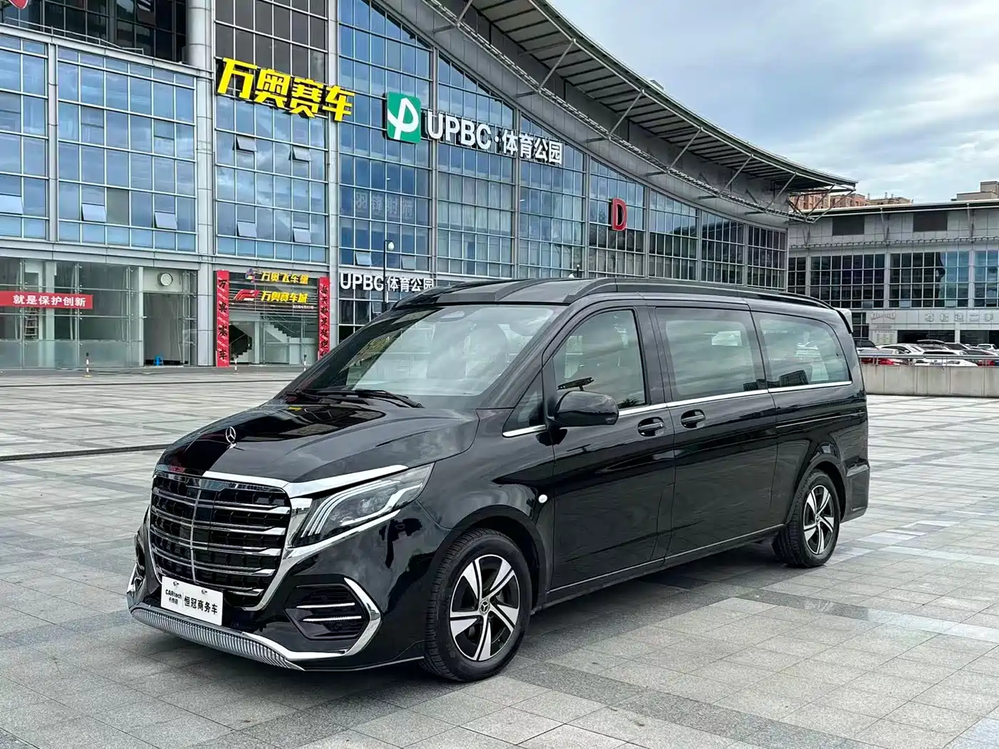 Mercedes-Benz Vito 2024 2.0T Business 7-Seater