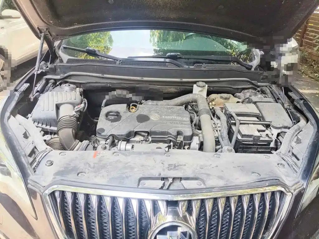 Photo 3 - Buick Envision Plus
