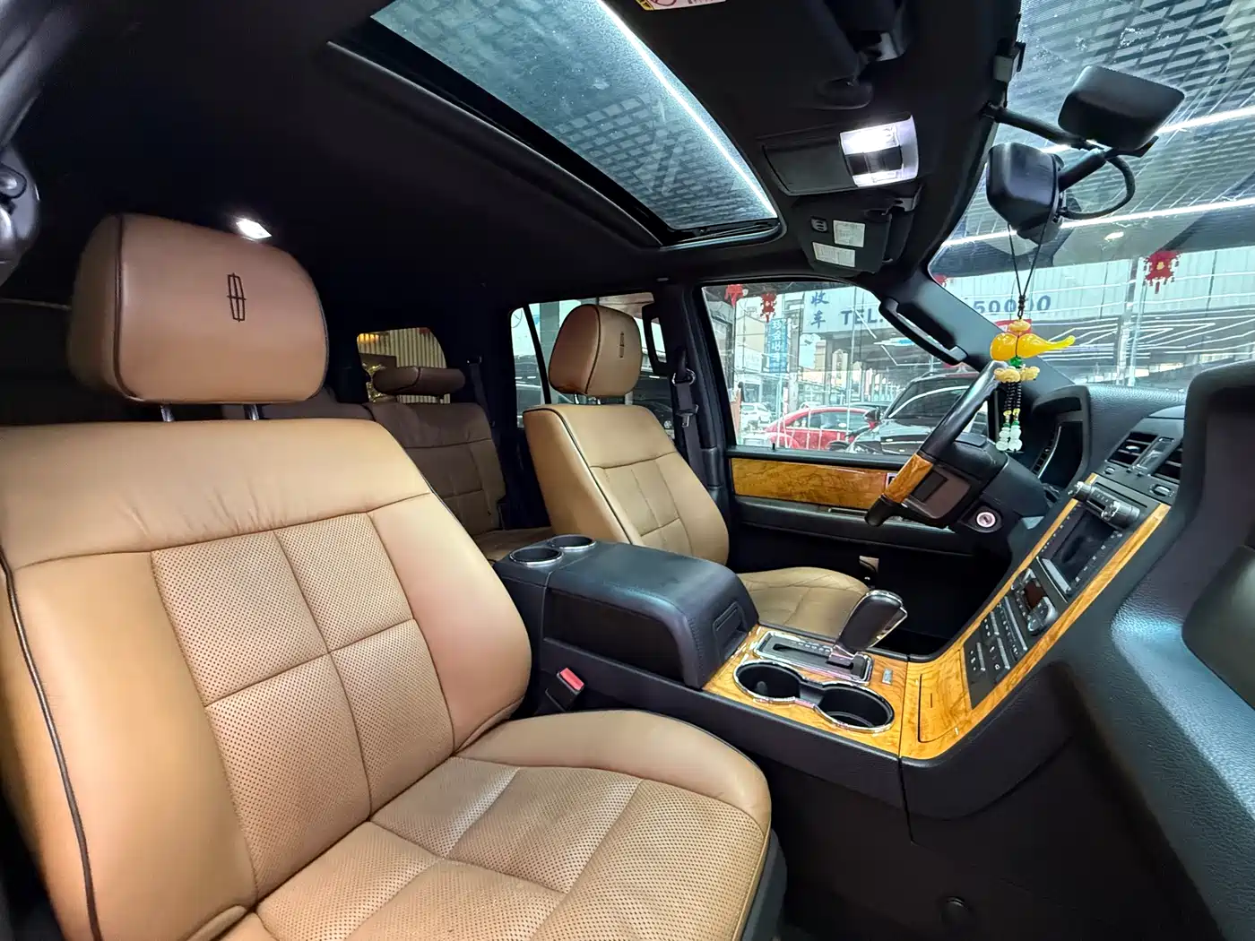 Lincoln Navigator 2012 2010 5.4L AWD