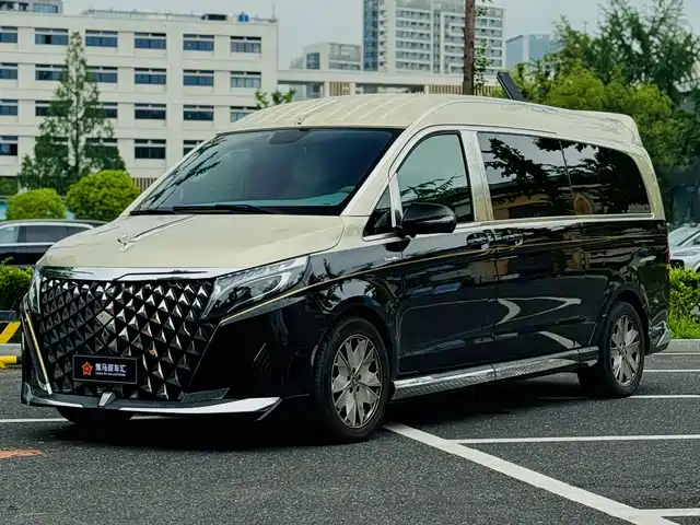 Kedi Auto Keddy Xiangyi 2023 2.0T Xiangyi MH7 7-seater
