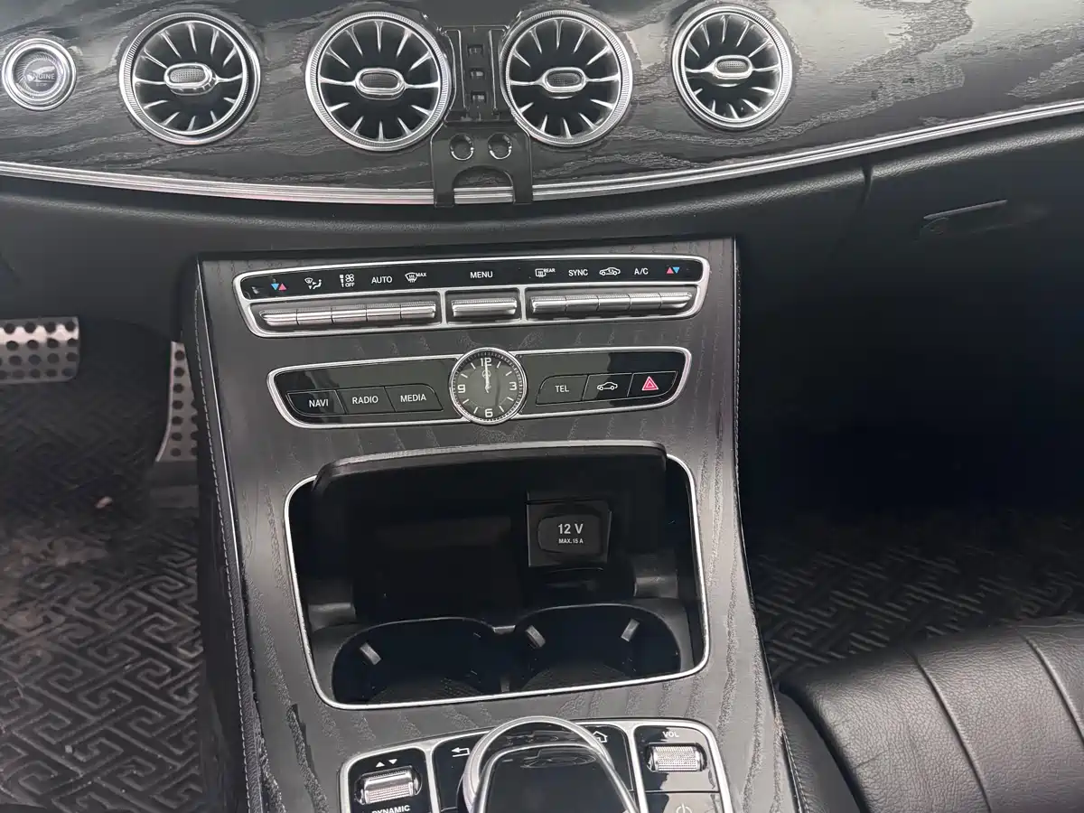 Mercedes-Benz E-Class (Import) 2017 E 200 4MATIC Coupe фото 9