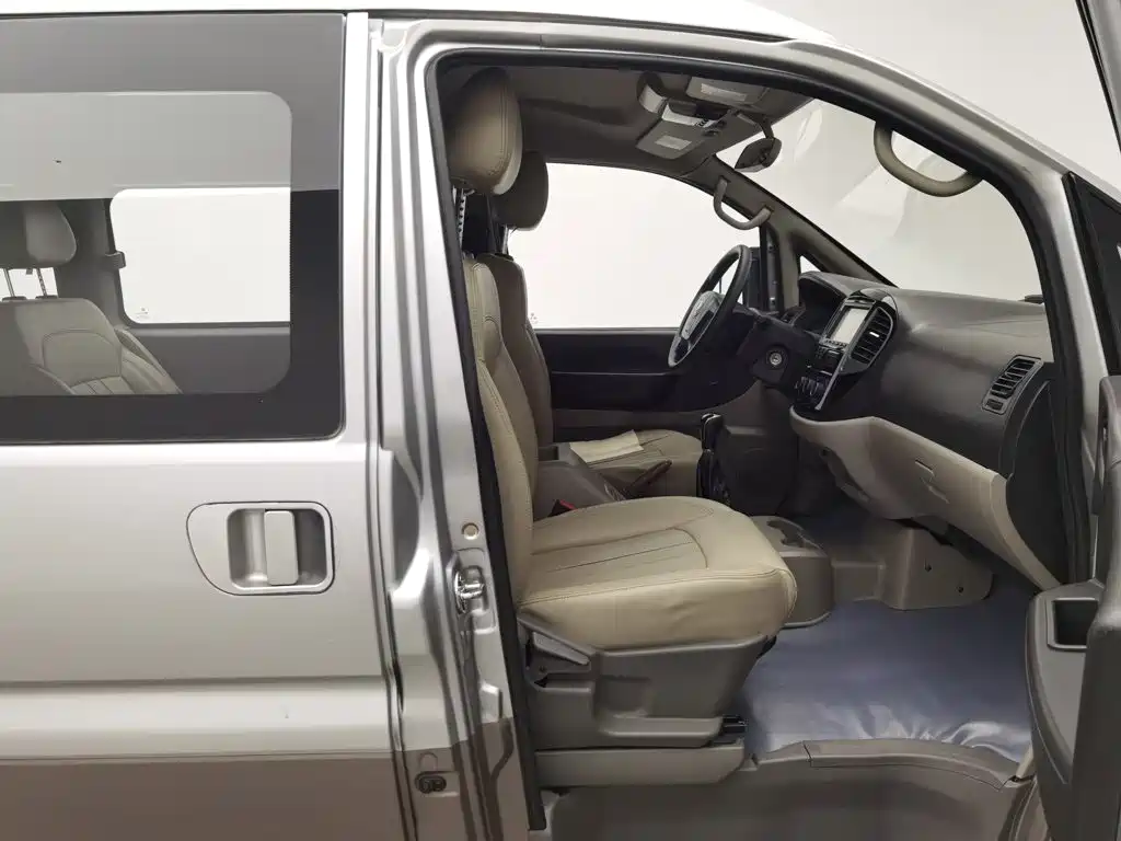 Dongfeng Fengxing Lingzhi 2016 2016 M3L 1.6L 7-seat Luxury