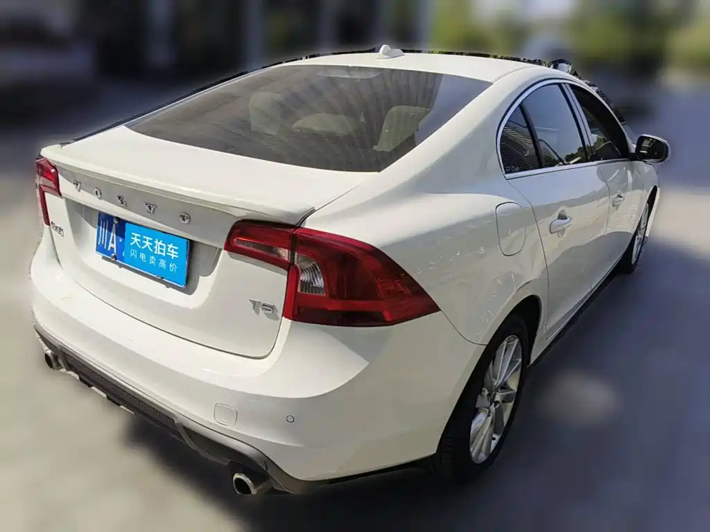 Volvo S60 (Import) 2013 2014 T5 Zhiyi Edition