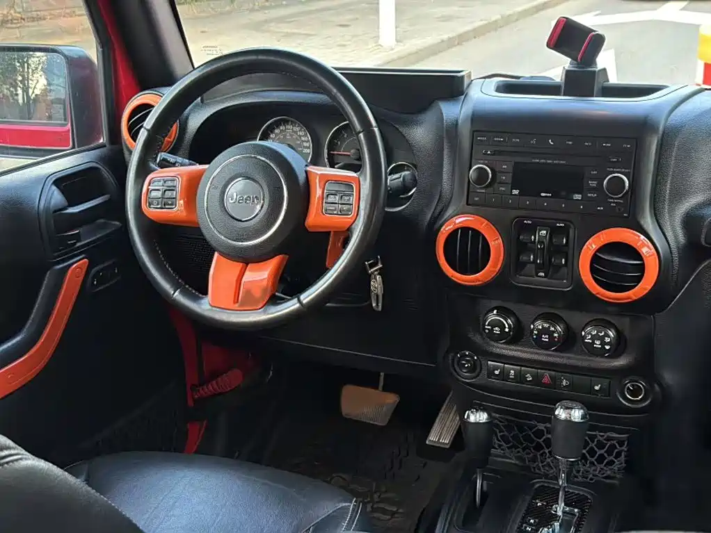 صورة 18 - Jeep Wrangler
