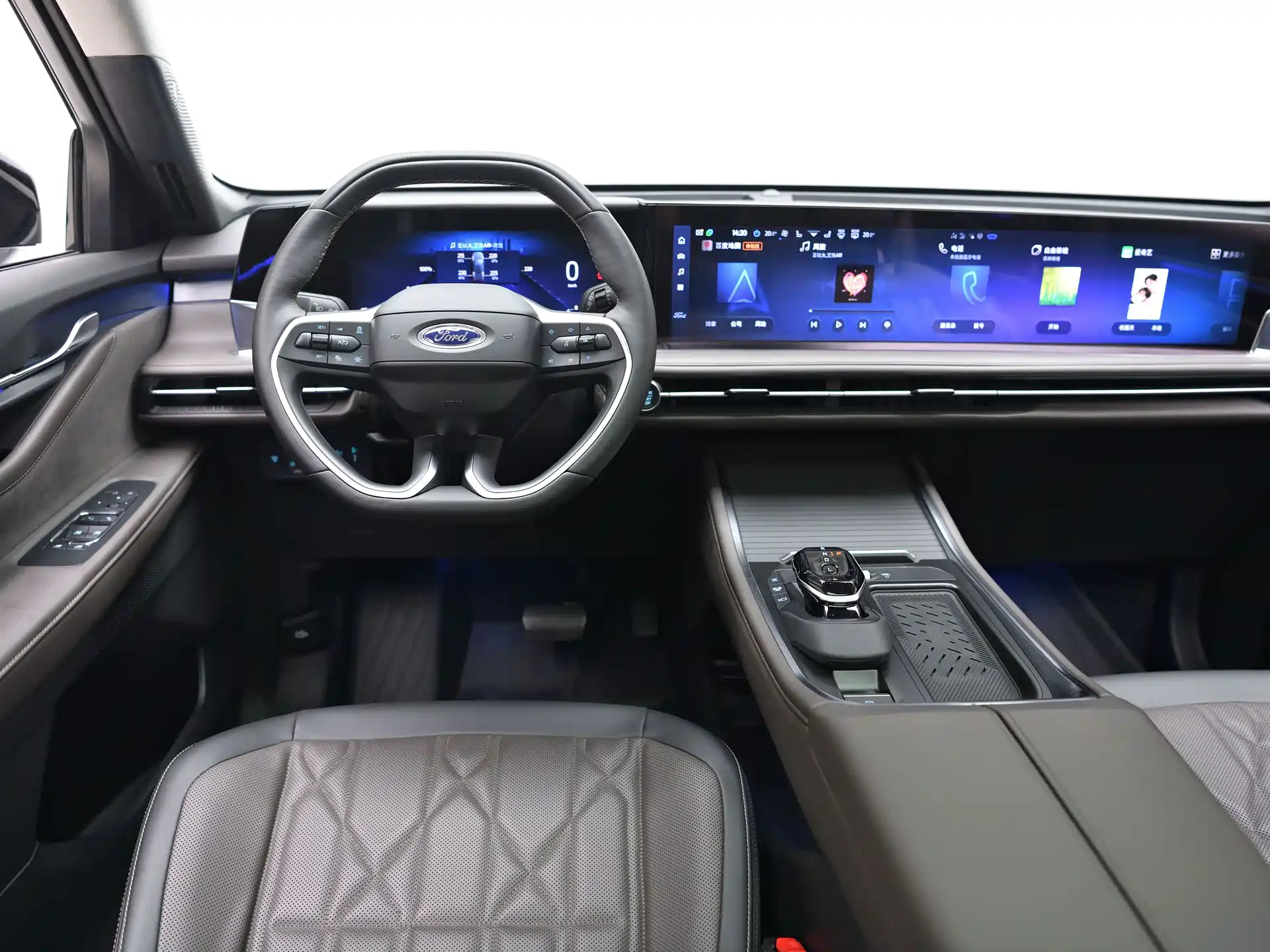 Фото 17 - Ford Edge