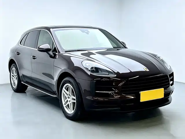 Porsche Macan 2018 Macan 2.0T — фото 3