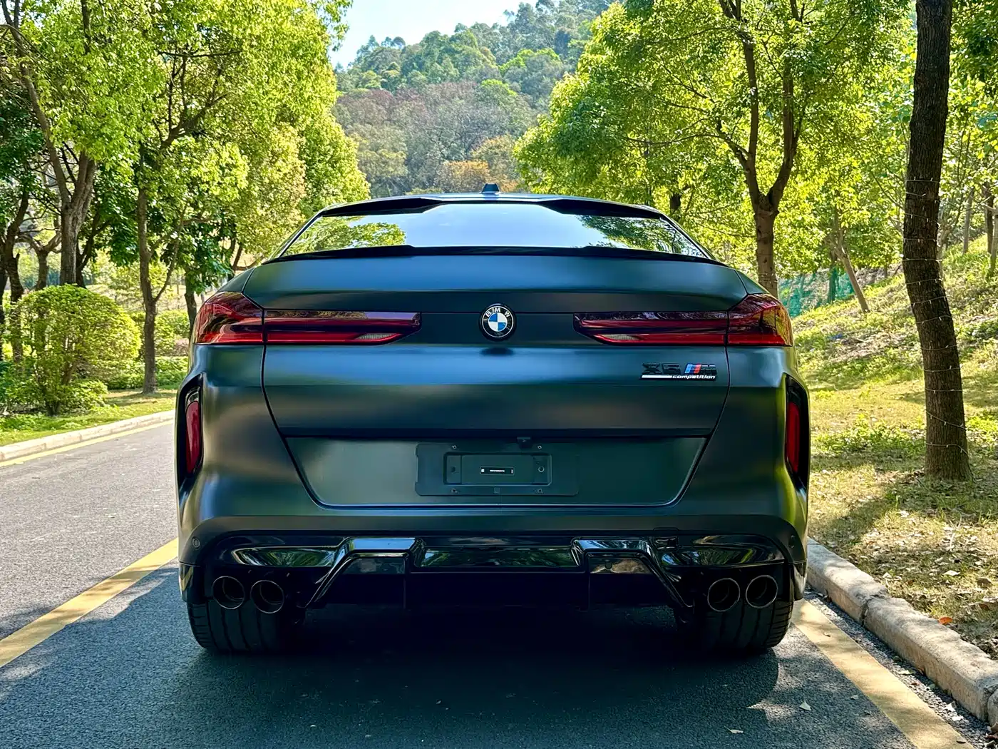BMW X6 M 2023 Model X6 M Thunder Edition фото 7