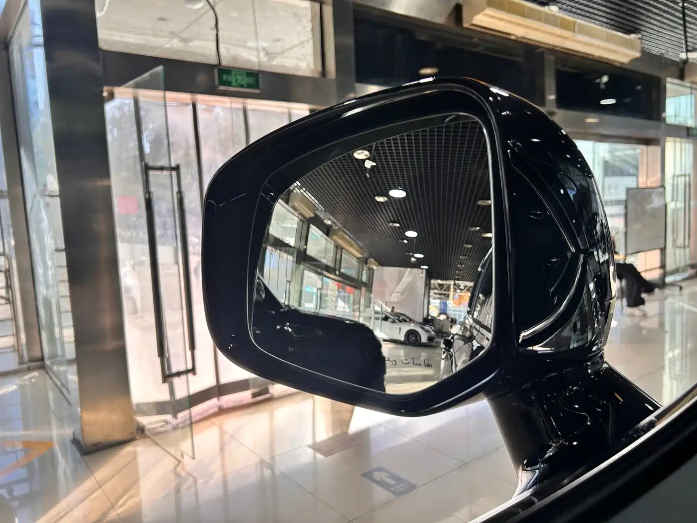 Lexus LX 2025 700h VIP World Edition фото 17