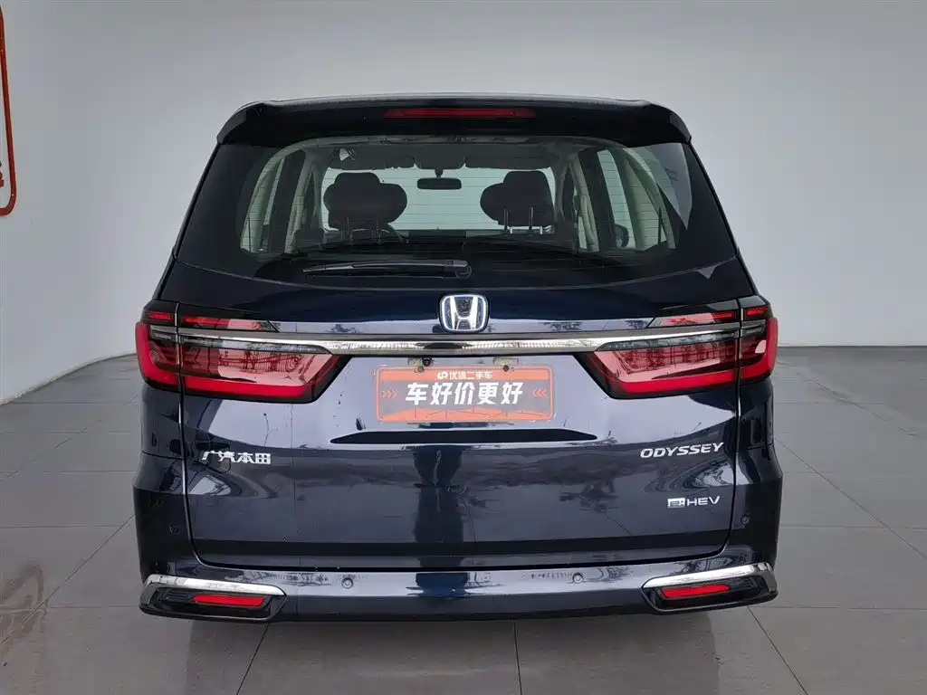 Honda Odyssey 2024 2.0L e:HEV Sharp·Comfort Edition фото 4