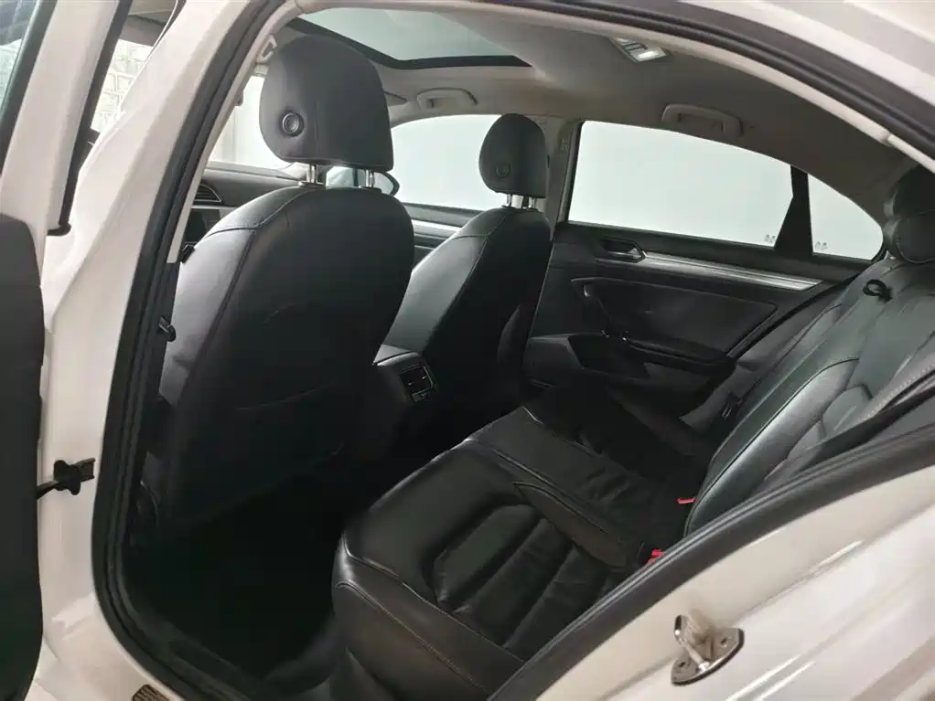 Volkswagen Lamando 2015 280TSI DSG Comfort фото 9