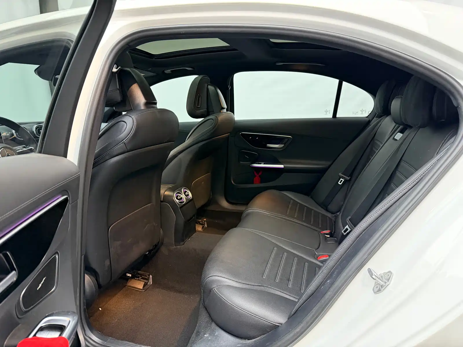 Фото 13 - Mercedes-Benz C-Class