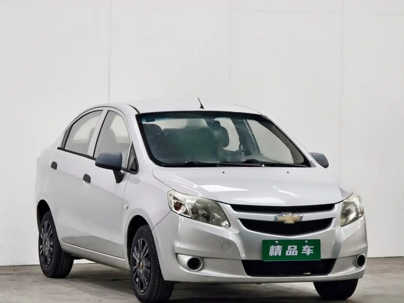 Chevrolet Sail 2013 Sedan 1.4L Manual Ideal Happiness Edition фото 3