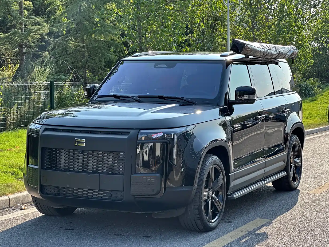 ROX Jishi Extreme Stone 01 2026 2024 Premium 6-seater Standard Range
