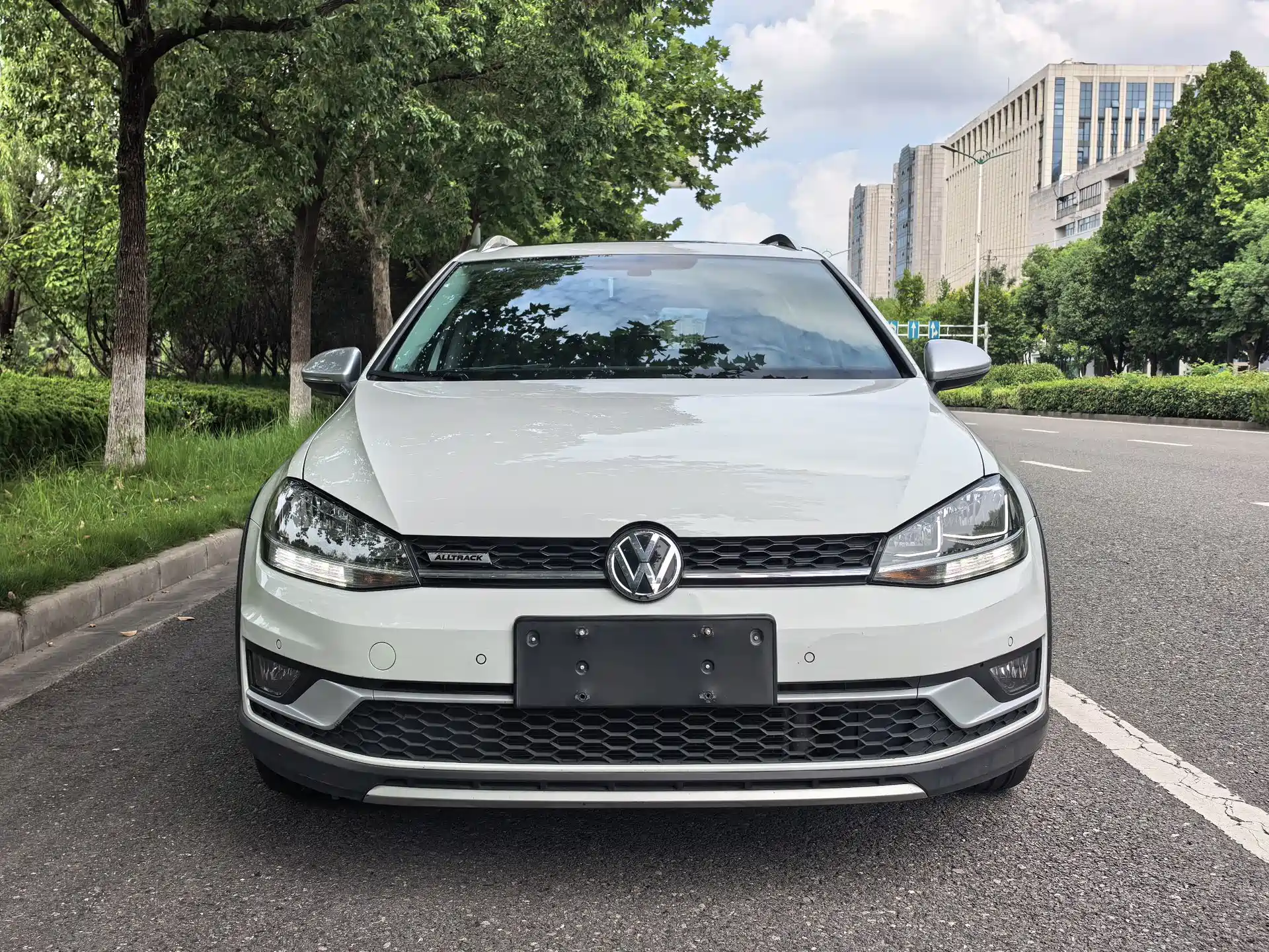 صورة 2 - Volkswagen Golf (Import)