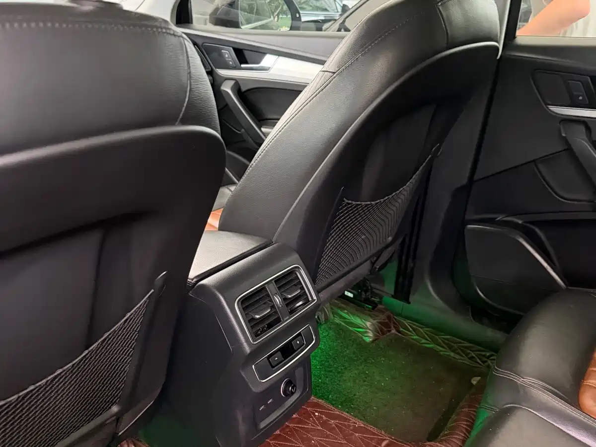 Audi Q5L 2020 40 TFSI Prestige Fashion фото 18