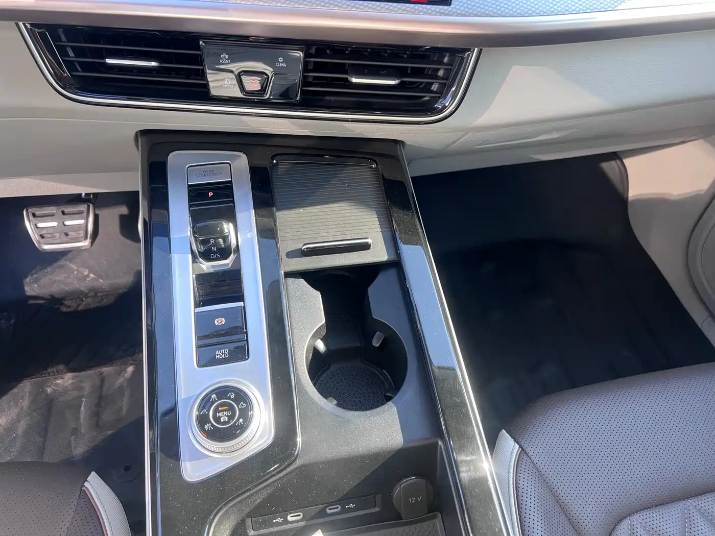 Volkswagen Talagon 2023 380TSI 4WD R-Line Touring Edition фото 11