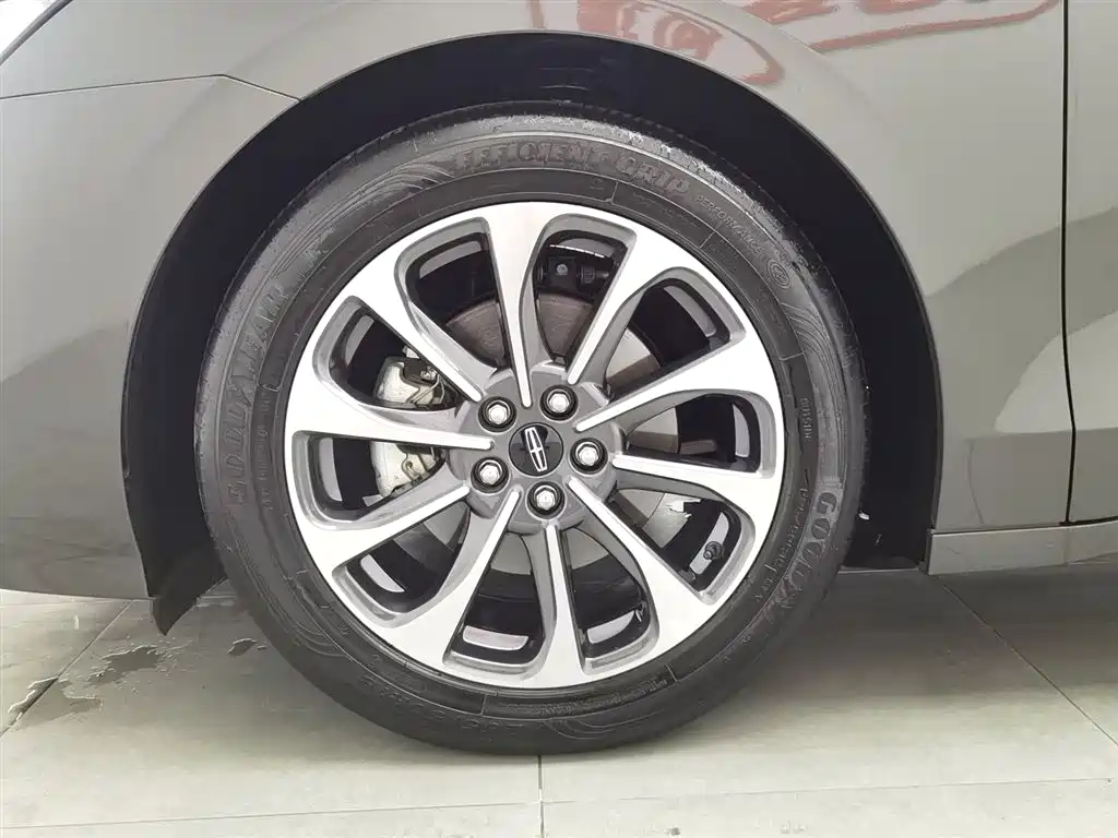 LINCOLN Z