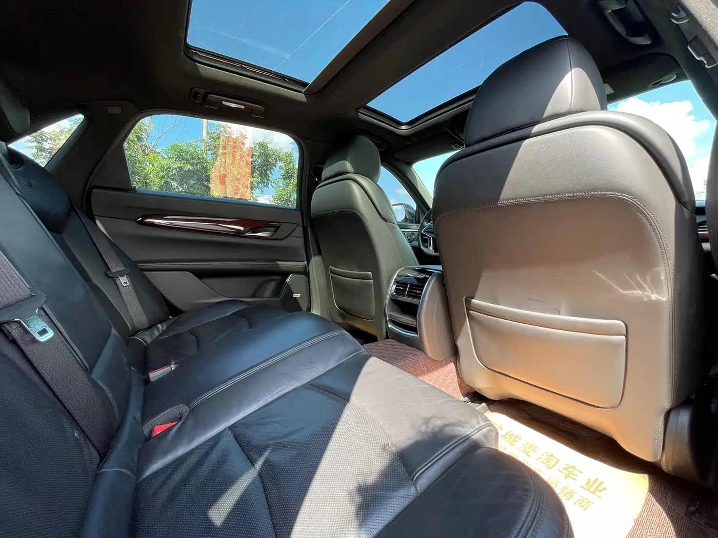 Photo 11 - Cadillac CT6