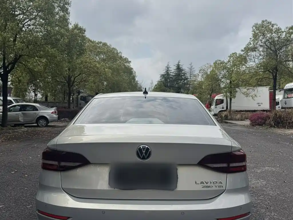 Volkswagen Lavida 2021 280TSI DSG Comfort Edition фото 9