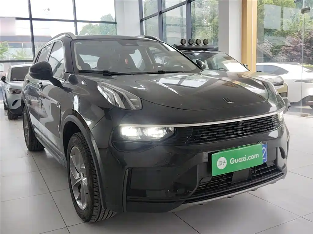 Lynk & Co 01 2023 2.0TD 2WD Asian Games Edition фото 4