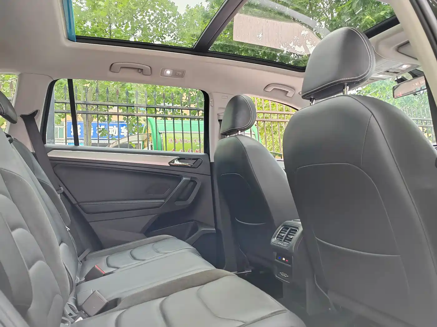 Volkswagen Tiguan L 2021 330TSI Automatic 2WD Smart фото 9