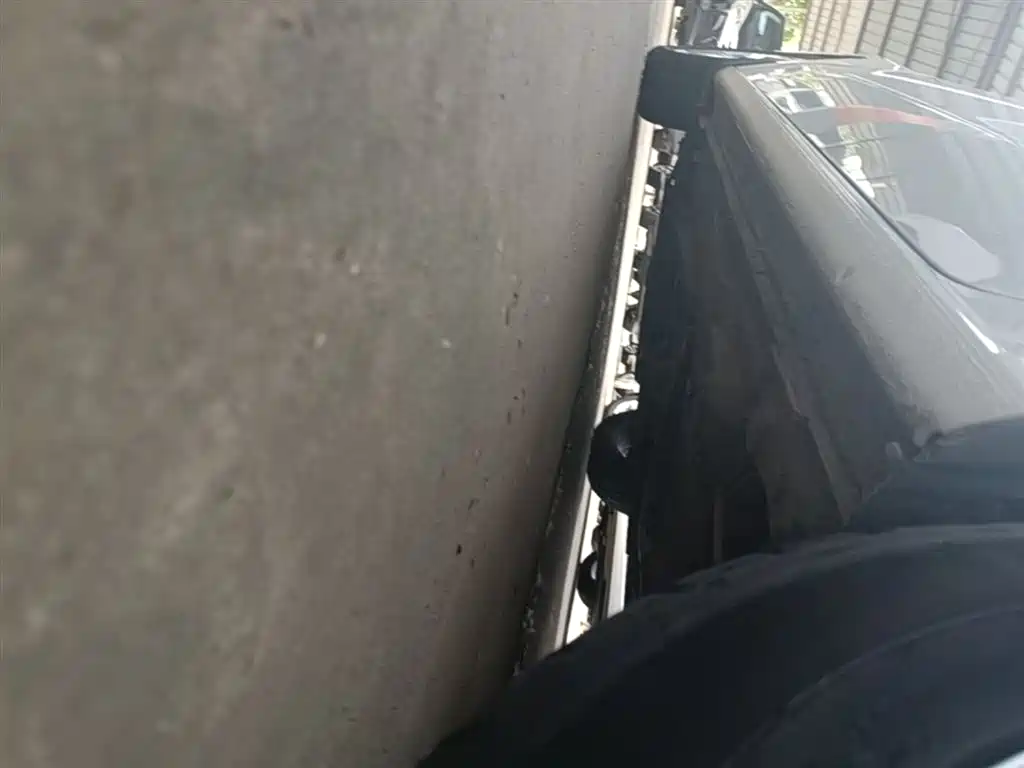 Volkswagen Lavida Tour 2017 1.6L Automatic Trend Edition фото 22