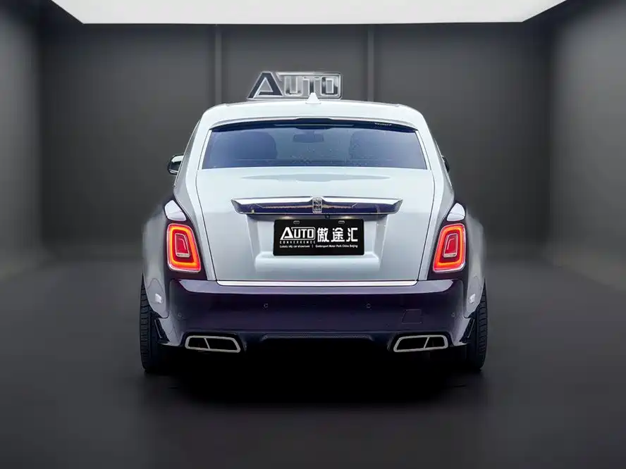 Rolls-Royce Phantom 2018 2018 6.7T Long Wheelbase Version