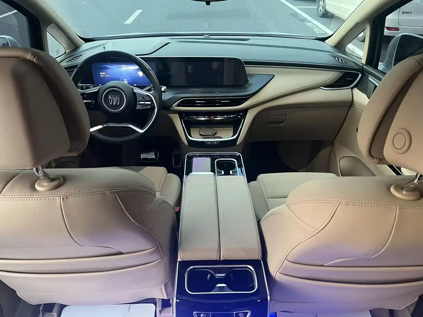 Фото 9 - Buick GL8