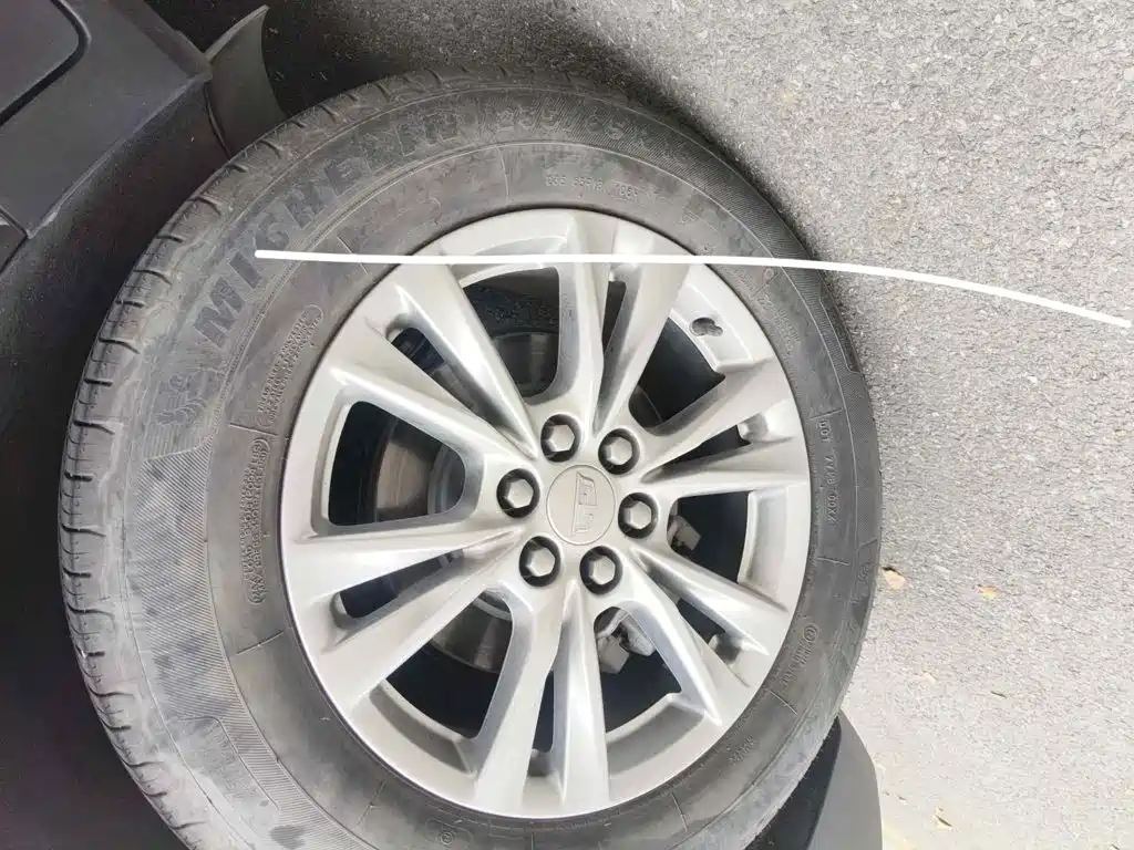 Фото 7 - Cadillac XT5