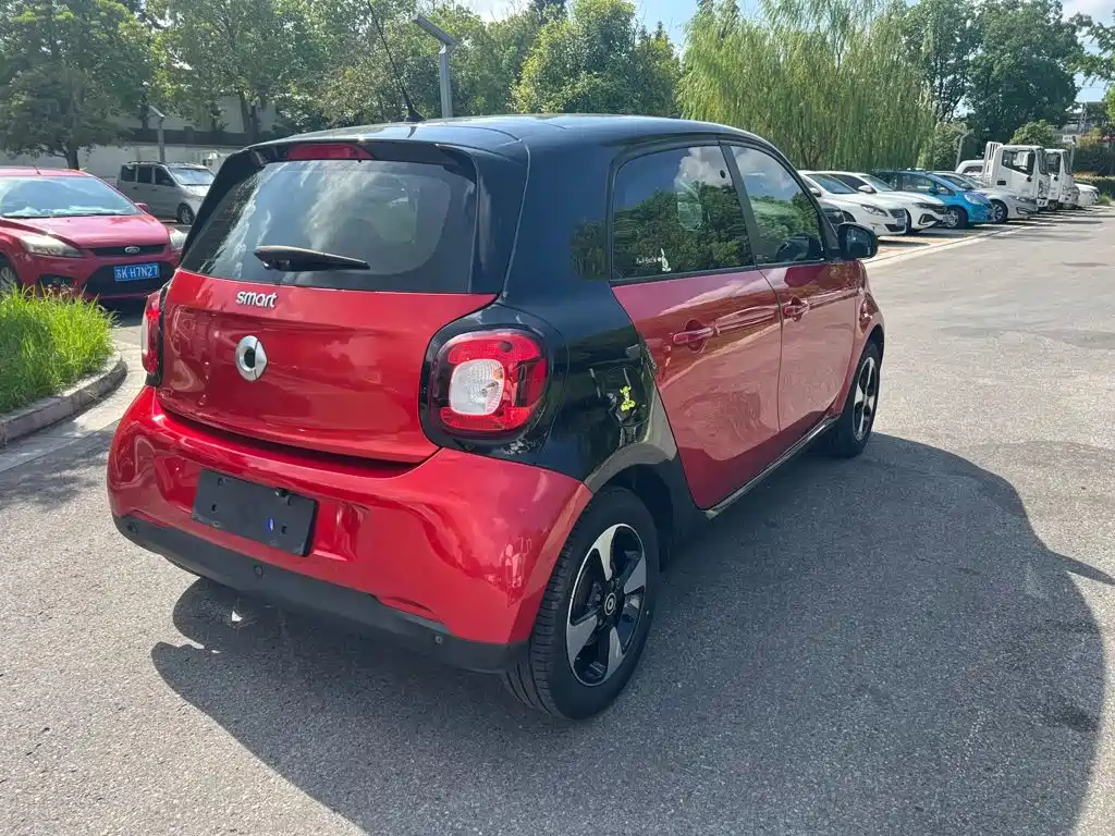 smart forfour 2018 2018 1.0L 52kW Passion Edition