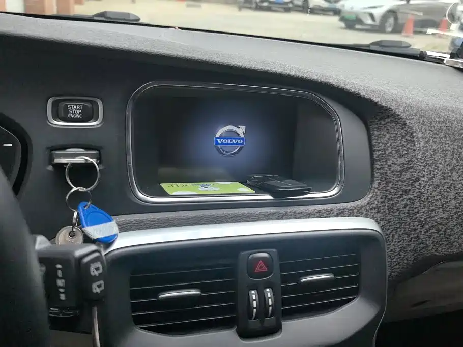 Volvo V40 2013 2013 2.0T Elegance Edition