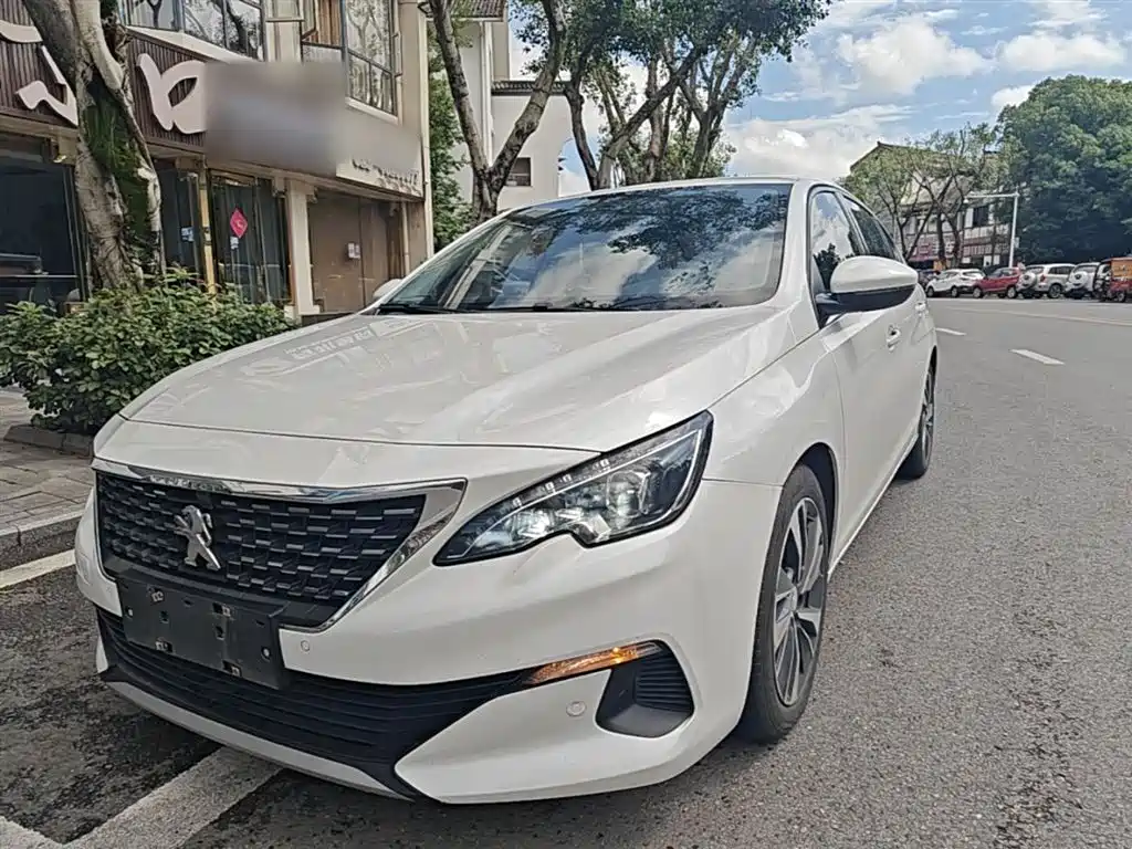 Peugeot 408 2019 360THP Auto Luxury Edition China VI фото 2