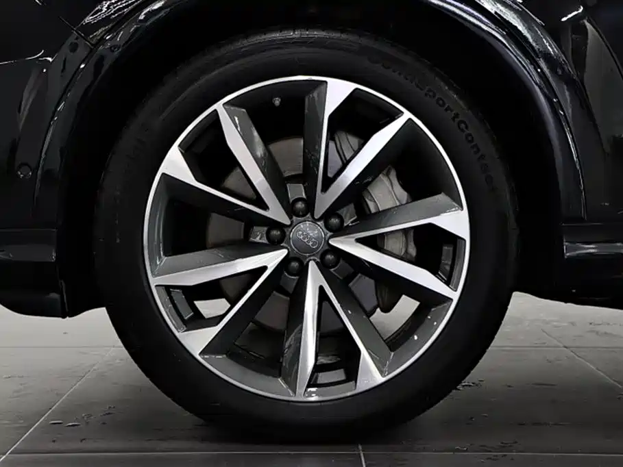 Audi Q7 2020 55 TFSI quattro S line Sport фото 8