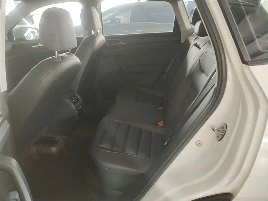 Volkswagen Tharu 2021 Model 280TSI 2WD Comfort Edition фото 16
