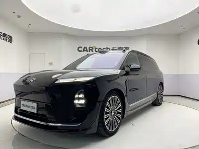 NIO ES8