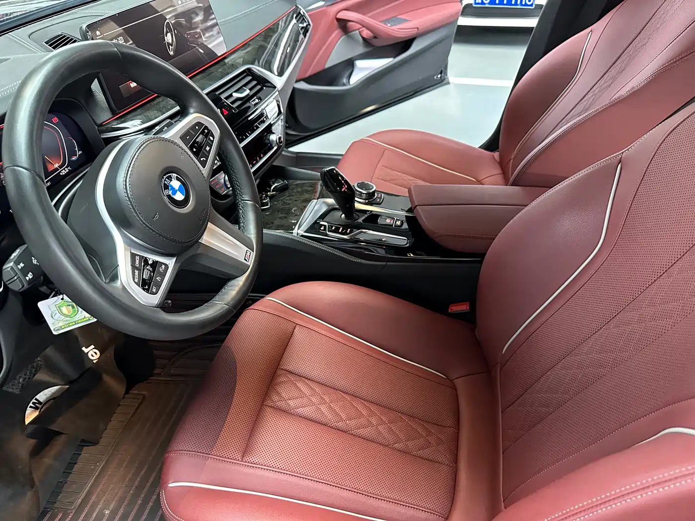BMW 5 Series 2022 Model Second Facelift 525Li M Sport Package фото 4
