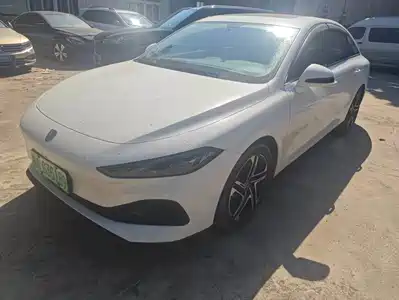 Roewe D7