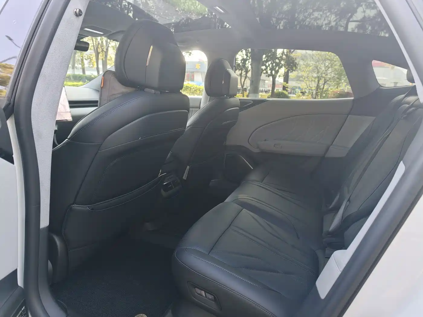 ZEEKR EXTREME KRYPTON 007