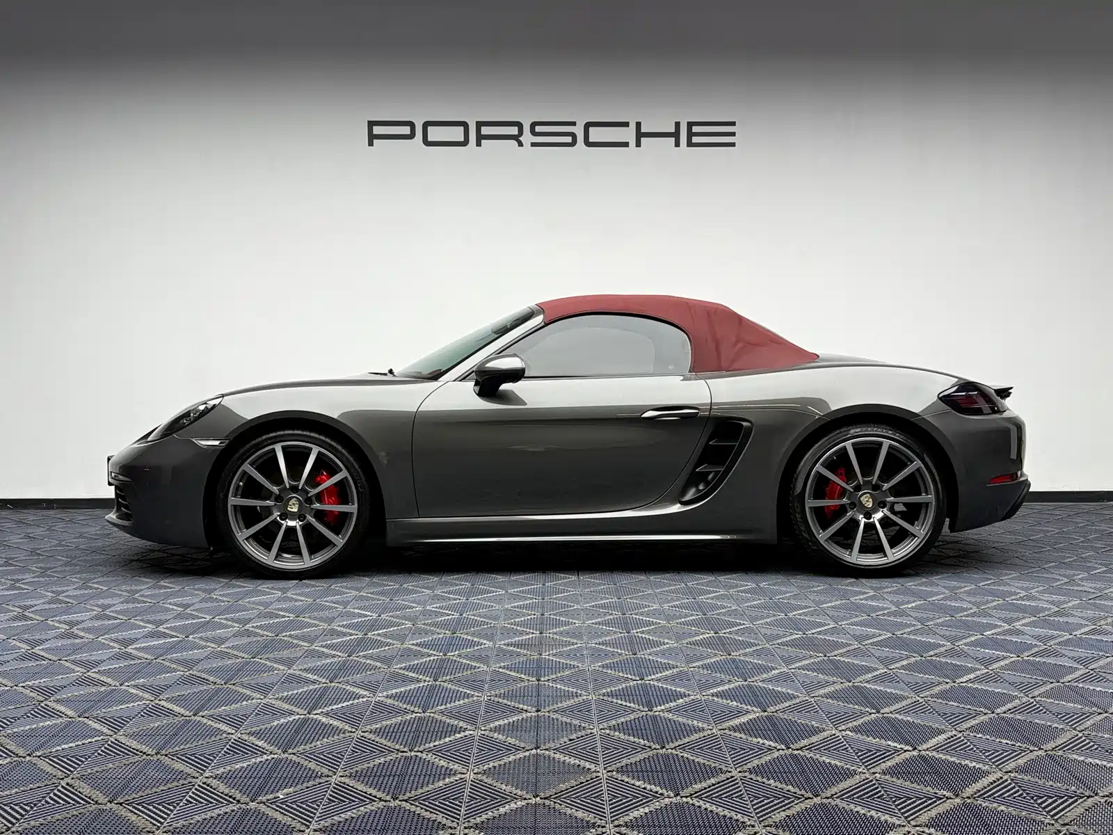Фото 14 - Porsche 718