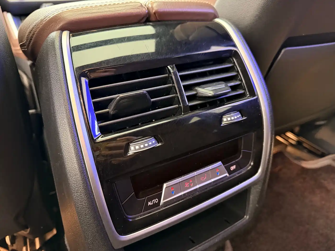 BMW X6 2021 xDrive40i M Sport Package фото 8