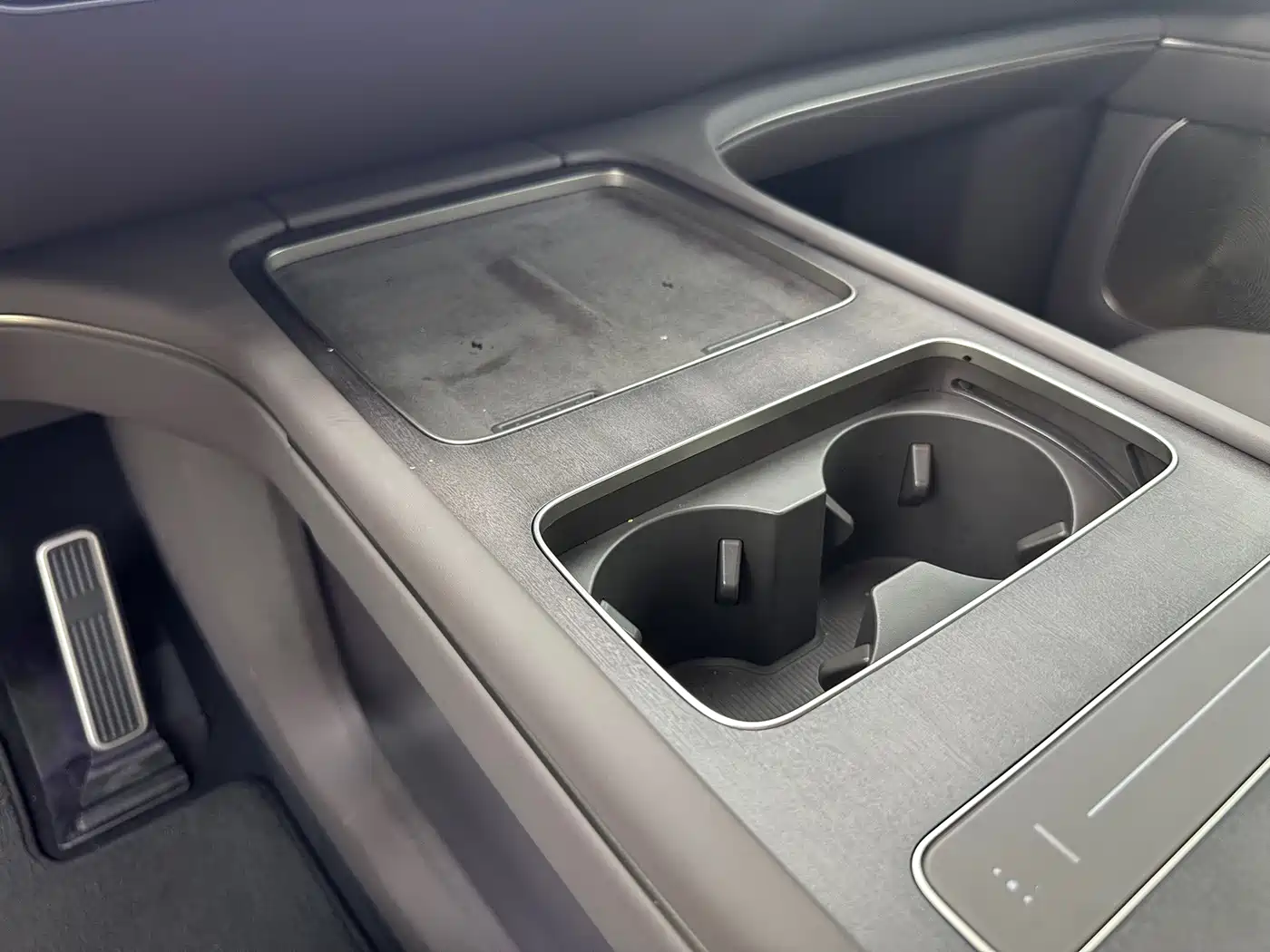 NIO ES8 2025 2025 Model 6-Seat Executive Luxury Edition